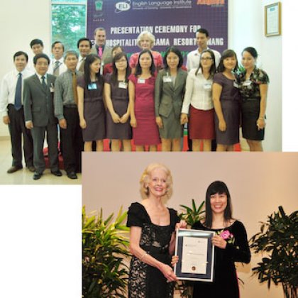 Her Excellency Ms Quentin Bryce AC with staff at the University of Danang-University of Queensland English Language Institute (UD-UQ ELI) (top) and presenting Dr Pham Thi Hong Nhung an Australian Government Endeavour Executive Award during her visit to Vietnam in May 2011.